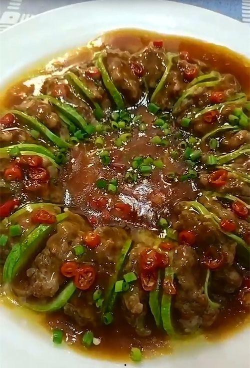 小瓜酿肉适合产妇几周吃,小瓜酿肉,营养美味助产妇健康恢复